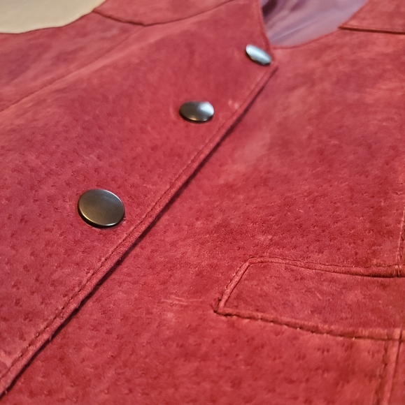 Vintage Suede Vest - Picture 3 of 4